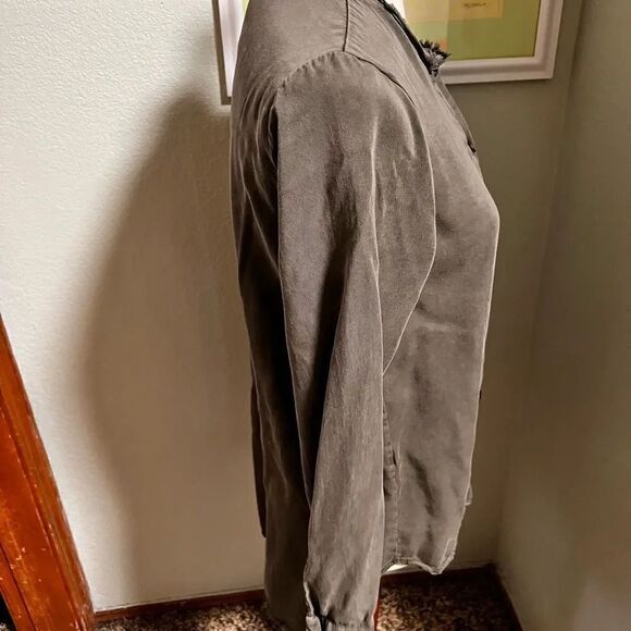 Fun Army Long Sleeve Small Down Shirt size Medium #148 - Picture 2 of 6